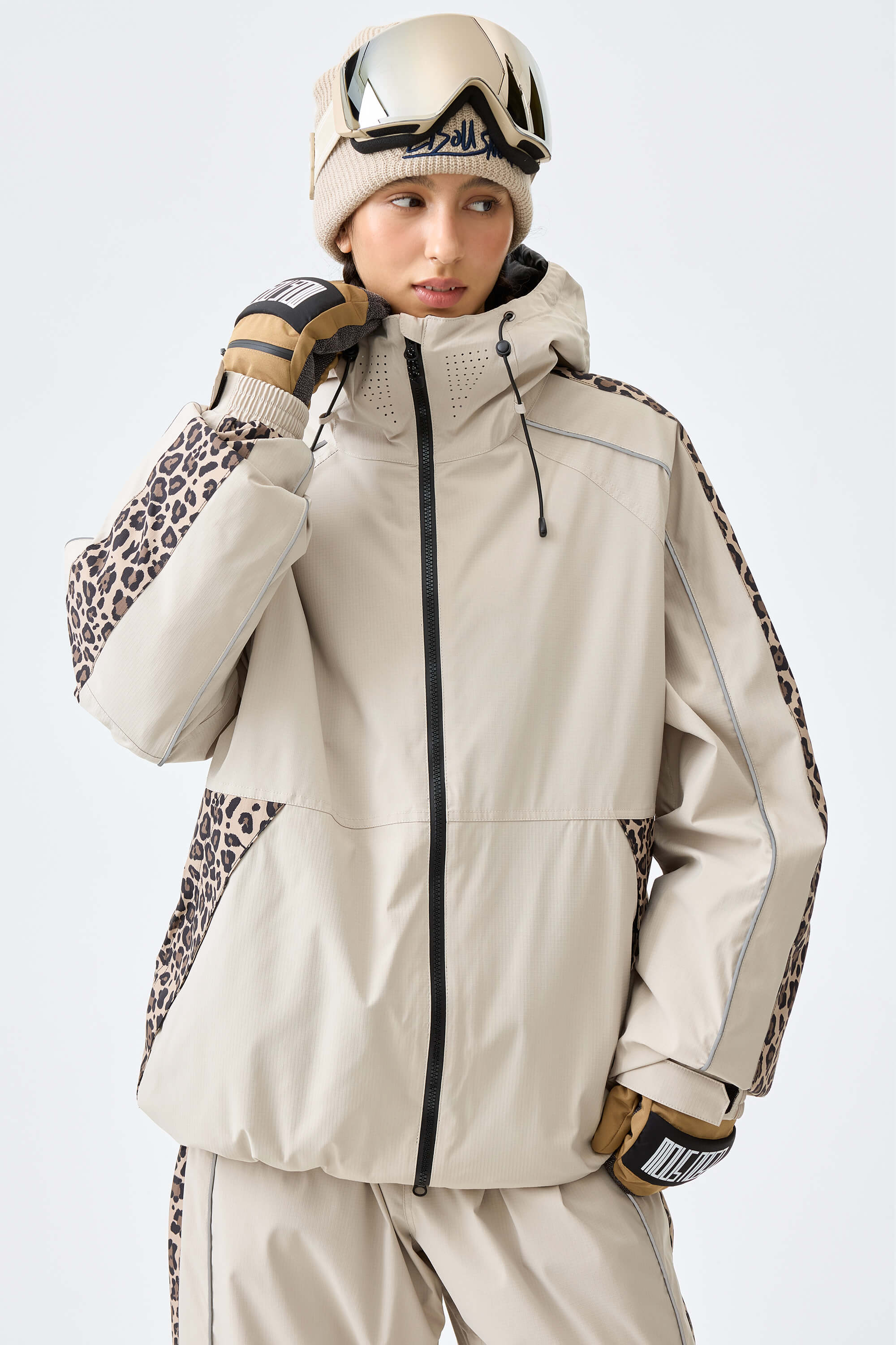 Women's Oat Milk Side-Panel Reflective Insulated Snow Jacket