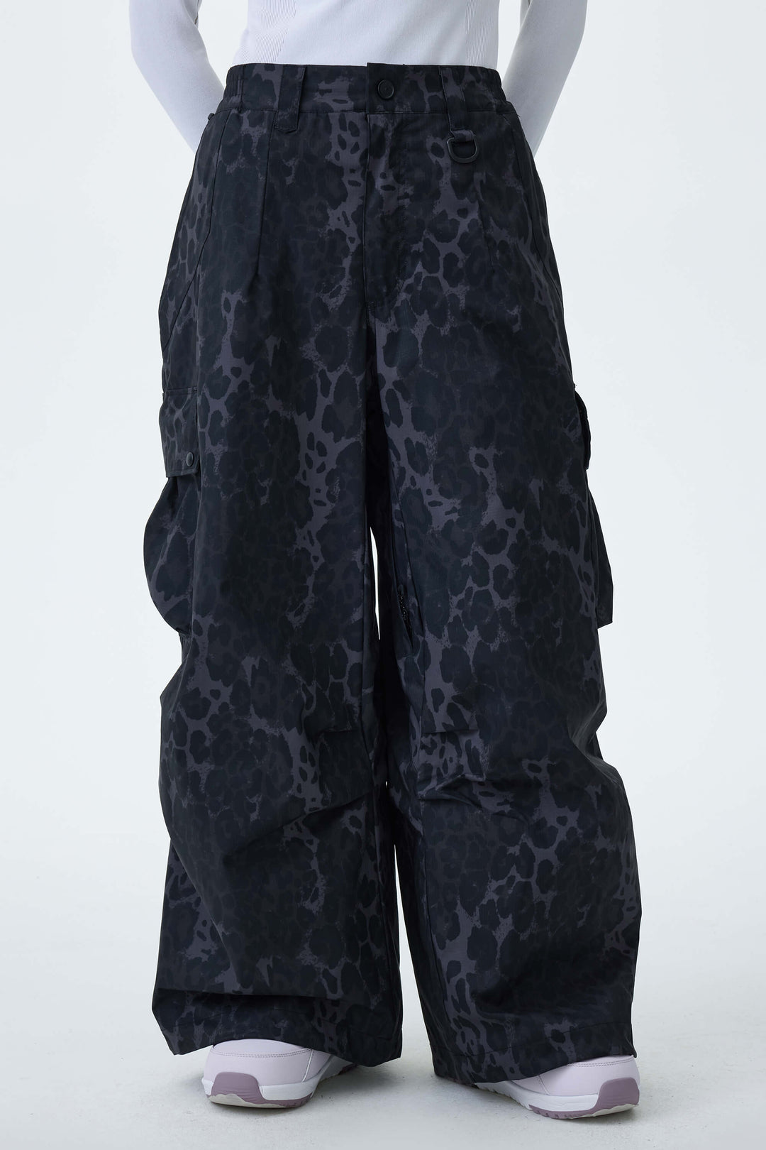 Women's Gray Leopard Lightweight Inner Leg Vents Baggy Snow Pants