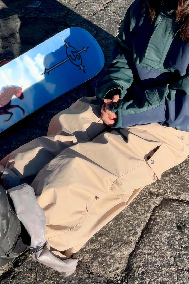 Women's Black Lightweight Inner Leg Vents Baggy Snow Pants