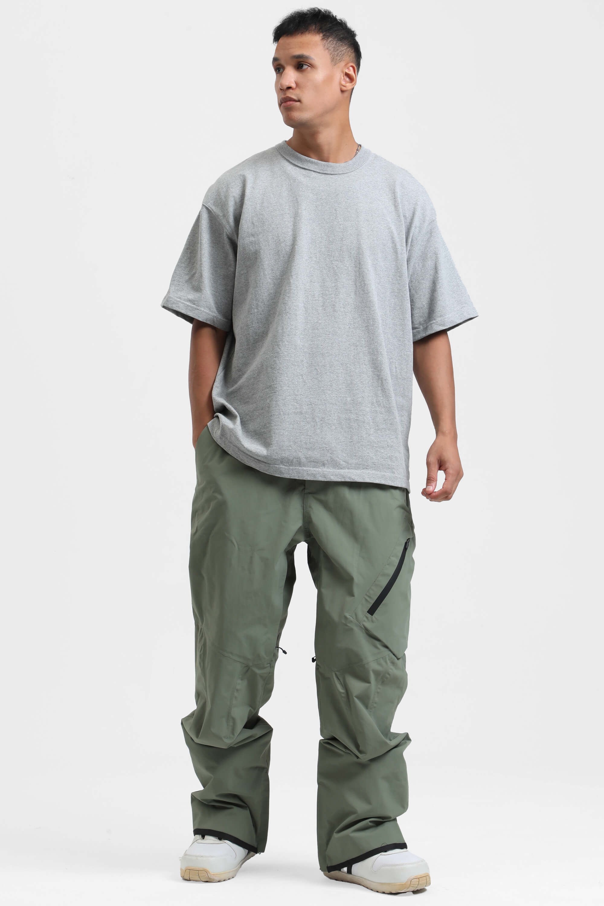 メンズ アーミーグリーン マルチポケット 通気性 バギー スノーパンツ