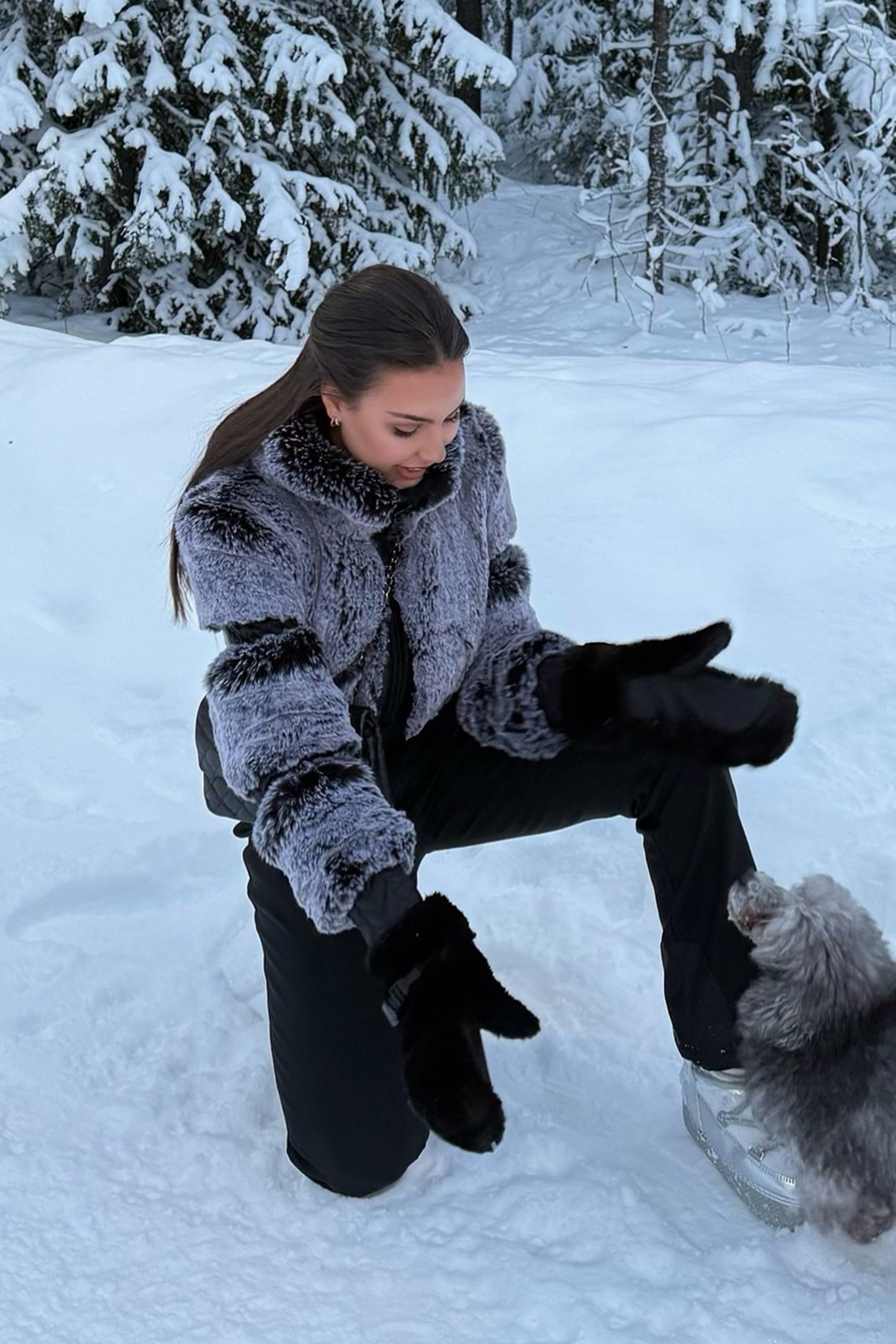 Elegant Women's Black Faux-Fur One-Piece Ski Suit – GSou Snow