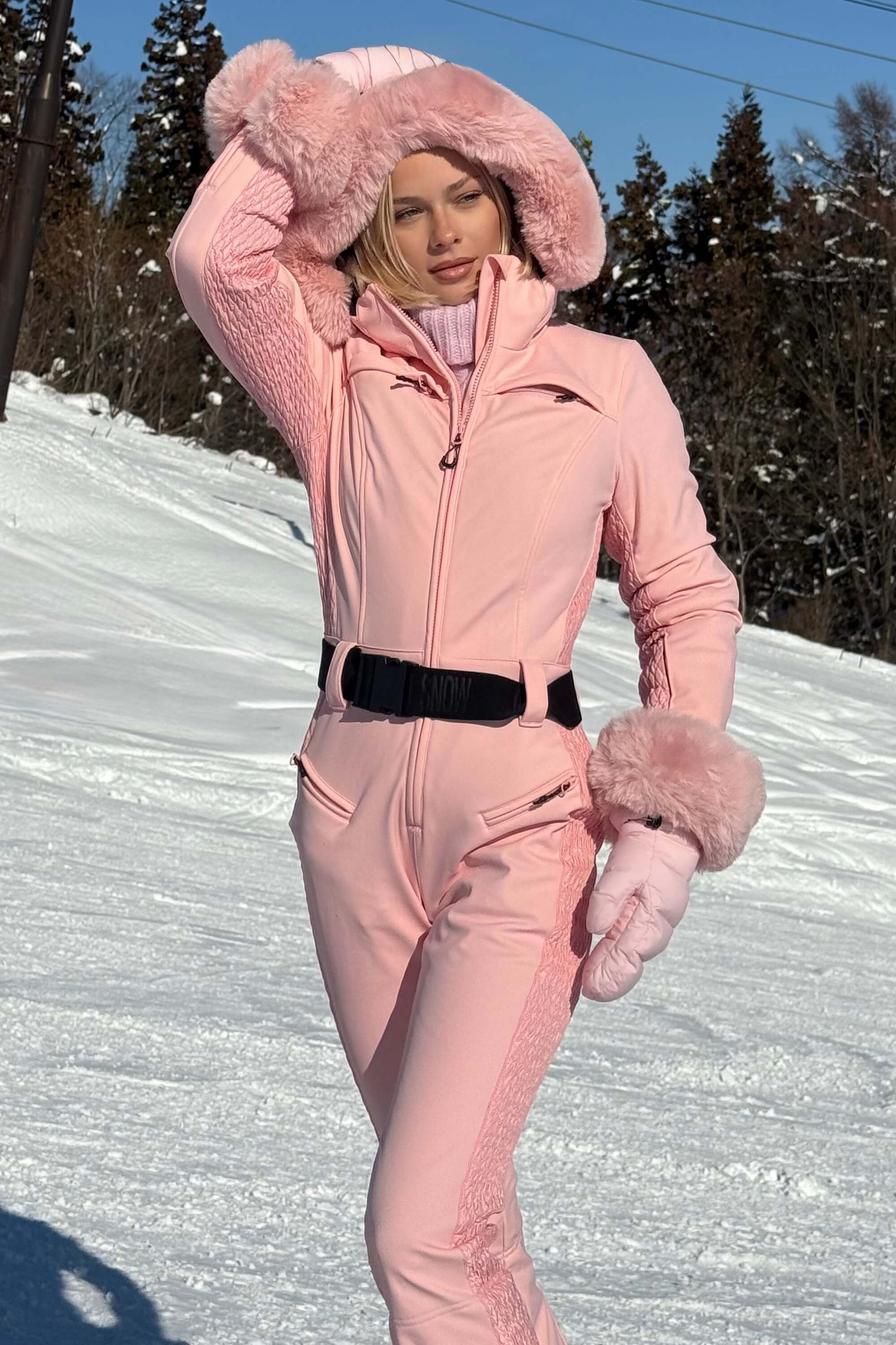 女性用 ネオンレッド 人工ファー シャーリング加工 防水 ワンピース