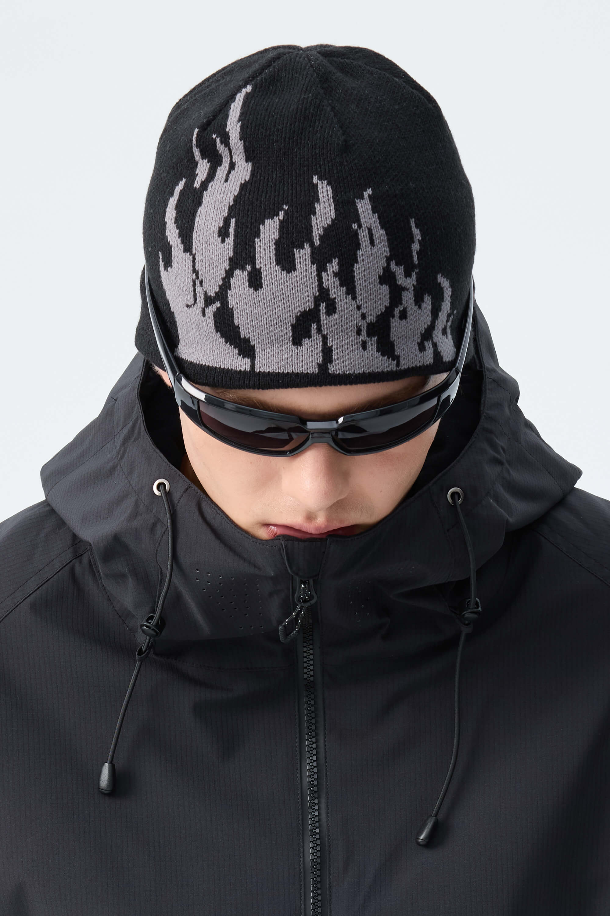 Unisex Black Flame Cuffless Breathable Beanie – GSou Snow