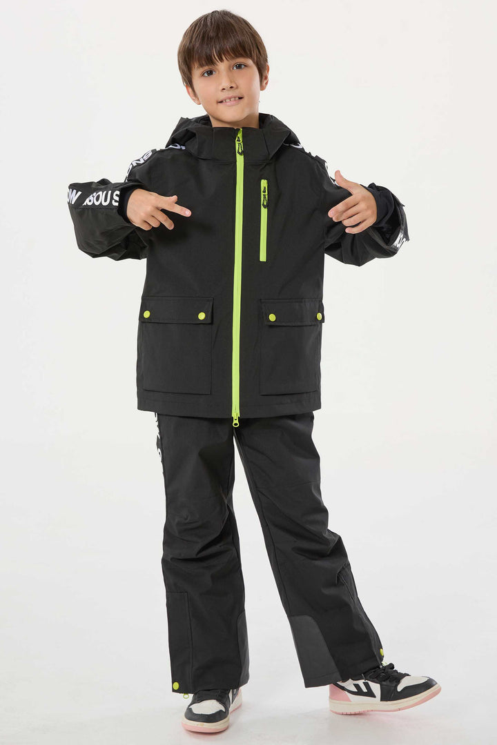 Marineblaue isolierte Schneehose mit Hosenträgern für Kinder 