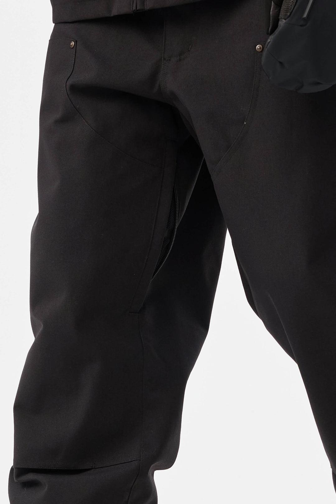 Svarta herrbyxor med raka ben och dubbel framsida