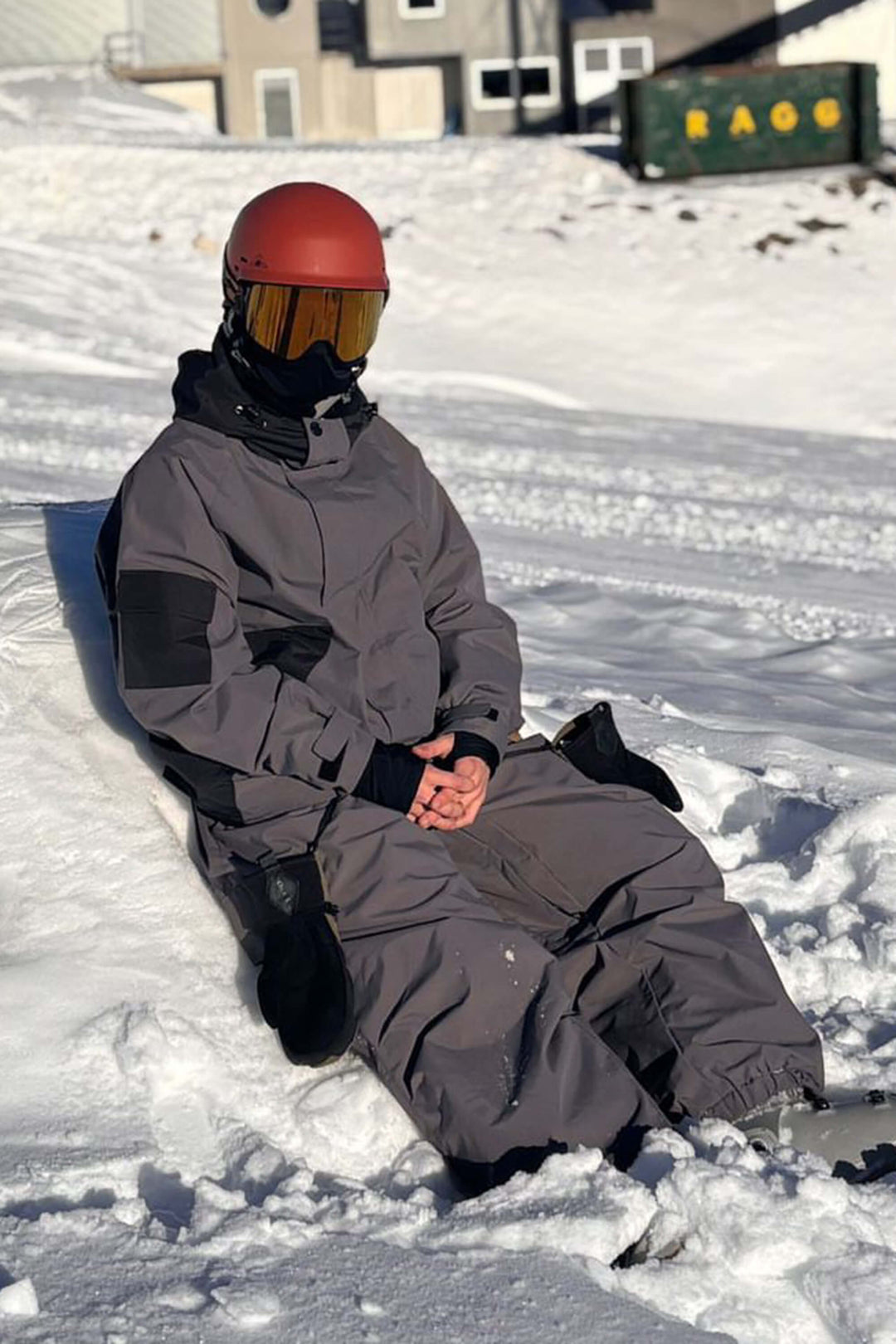 Schwarze Herren-Schneejacke mit Raglanärmeln und Farbblock-Design, wasserdicht und atmungsaktiv