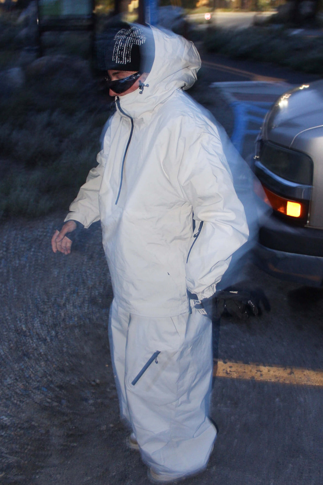 Men's Rose Minimalist Half-Zip Waterproof Insulated Snow Anorak