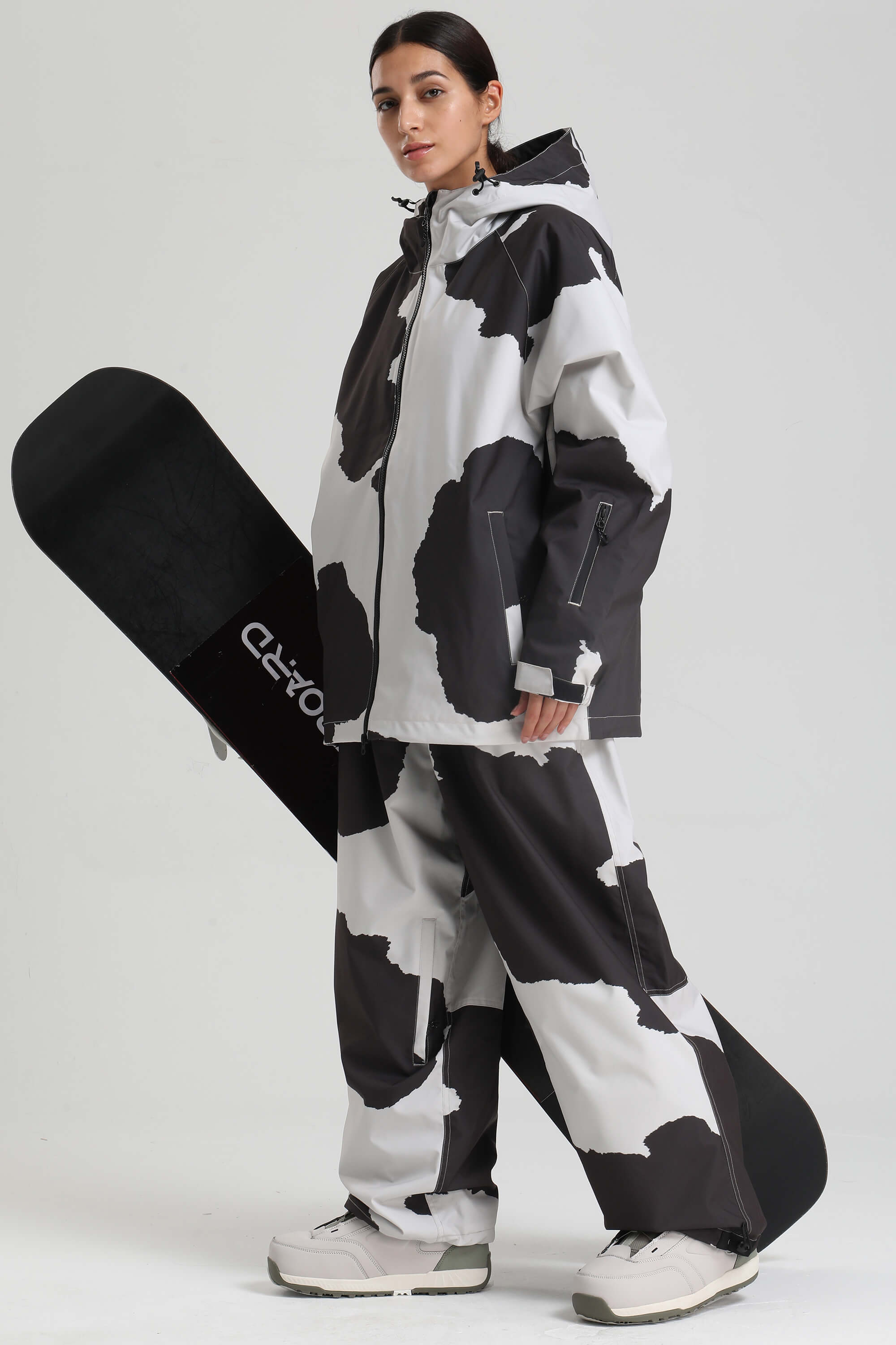 レディース 牛柄 ダブルベンチレーション ミニマル防水防寒スノー