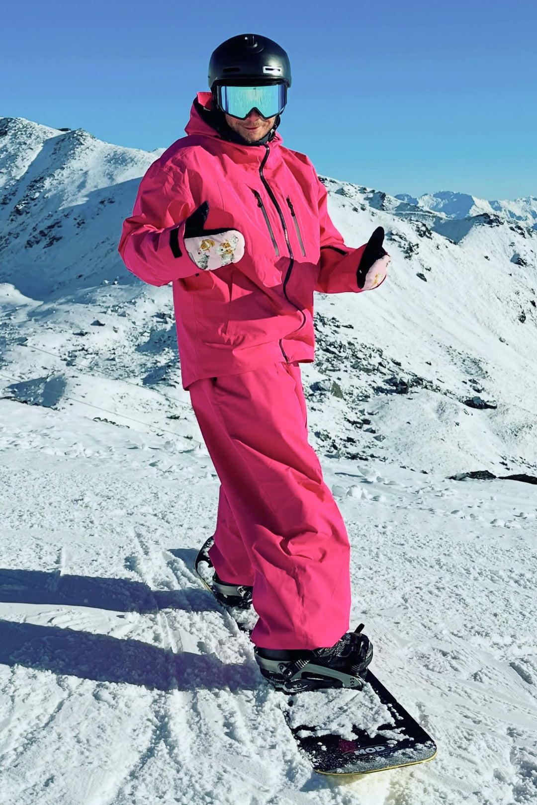 Men's Off White Multi-Pocket Dual-Vent Waterproof Insulated Snow Jacket