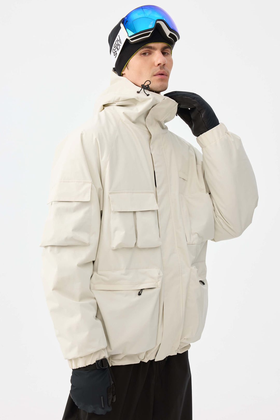 Svart Techwear isolerad snöjacka med flera fickor för män