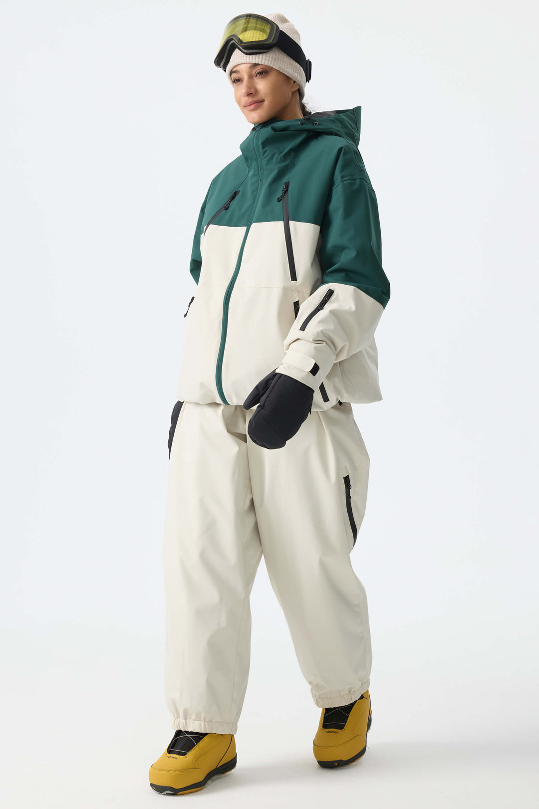 Women's Color Block Off White & Green Multi-Pocket Snow Jacket