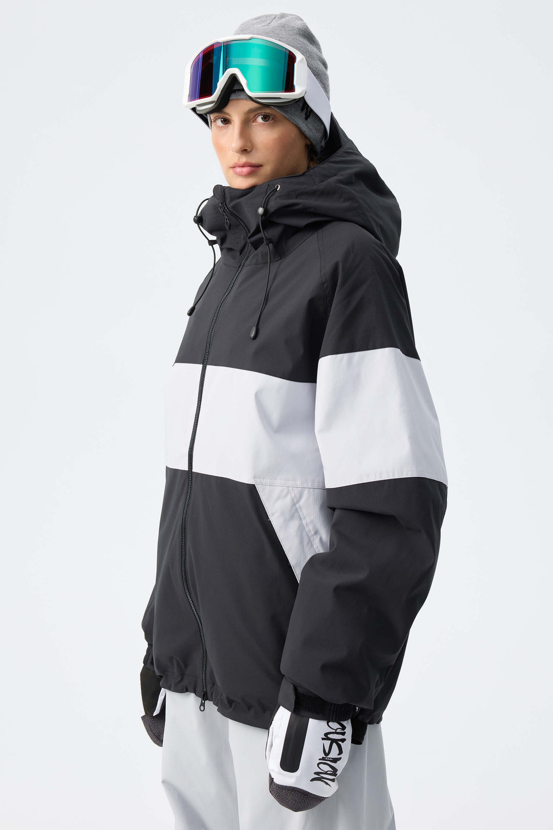 Women's Light Grey & Black Monochrome Colorblock Insulated Snow Jacket