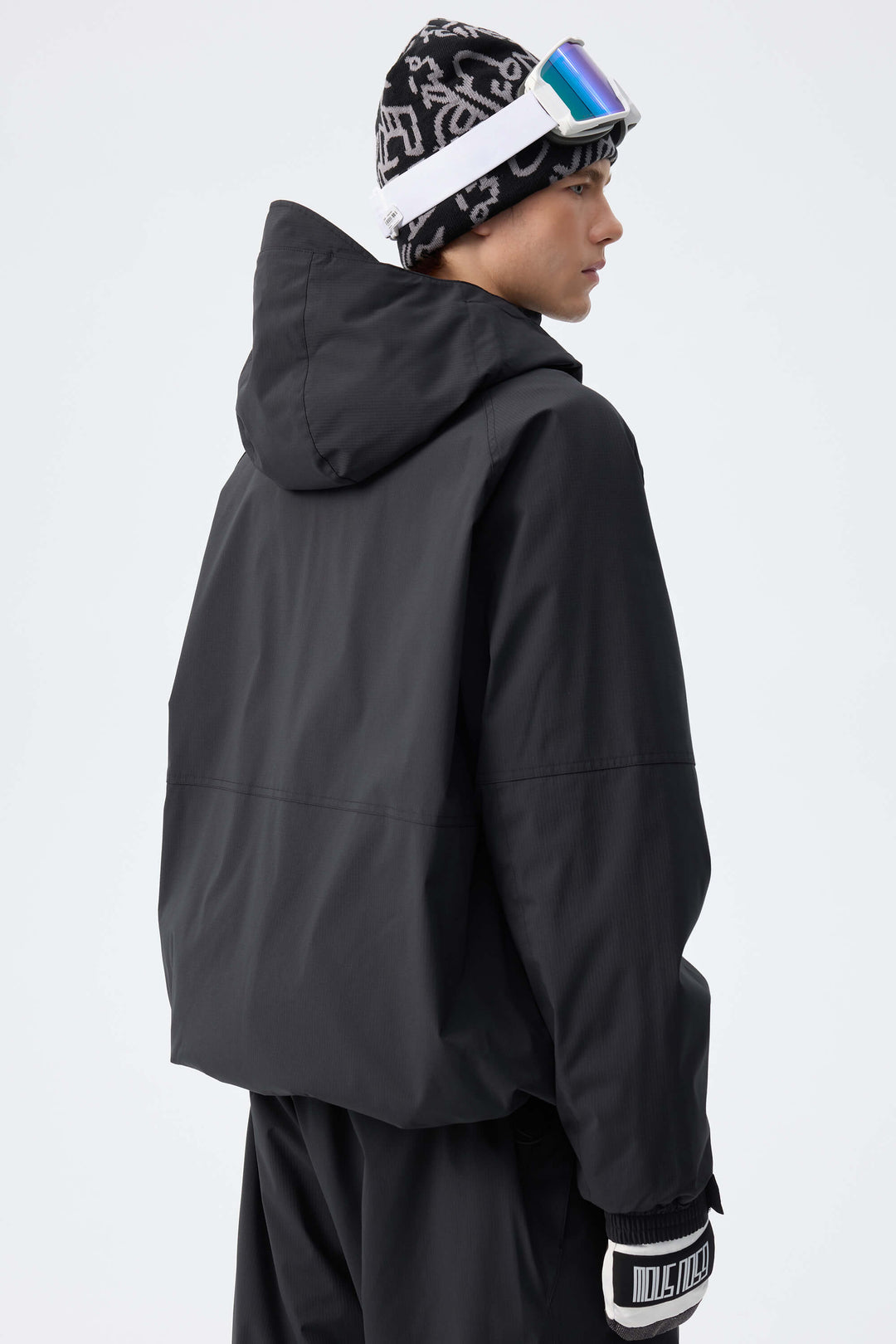 Men's Black Recycled Minimalist Insulated Snow Jacket
