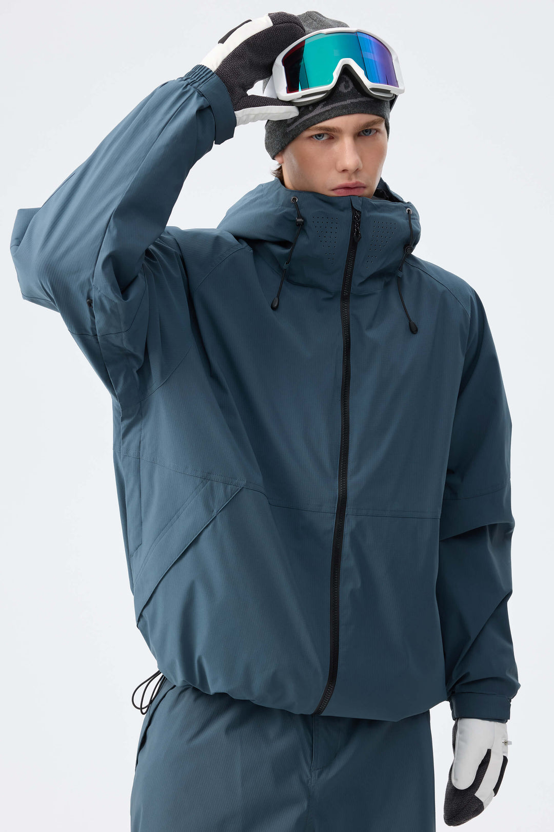 Men's Black Recycled Minimalist Insulated Snow Jacket
