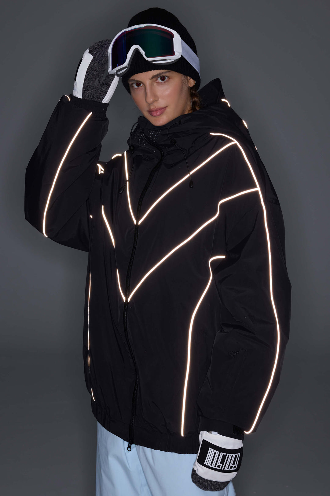 Women's Black Reflective V-Line Snow Jacket