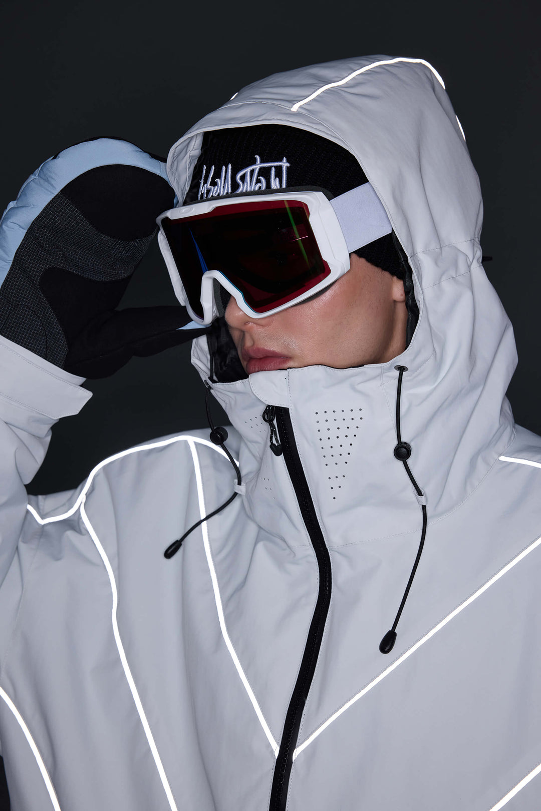 Women's Black Reflective V-Line Snow Jacket