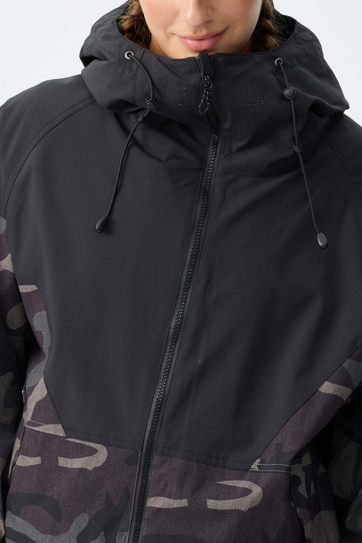 Women’s Black & Shadow Camo Recycled Contrast Panel Insulated Snow Jacket