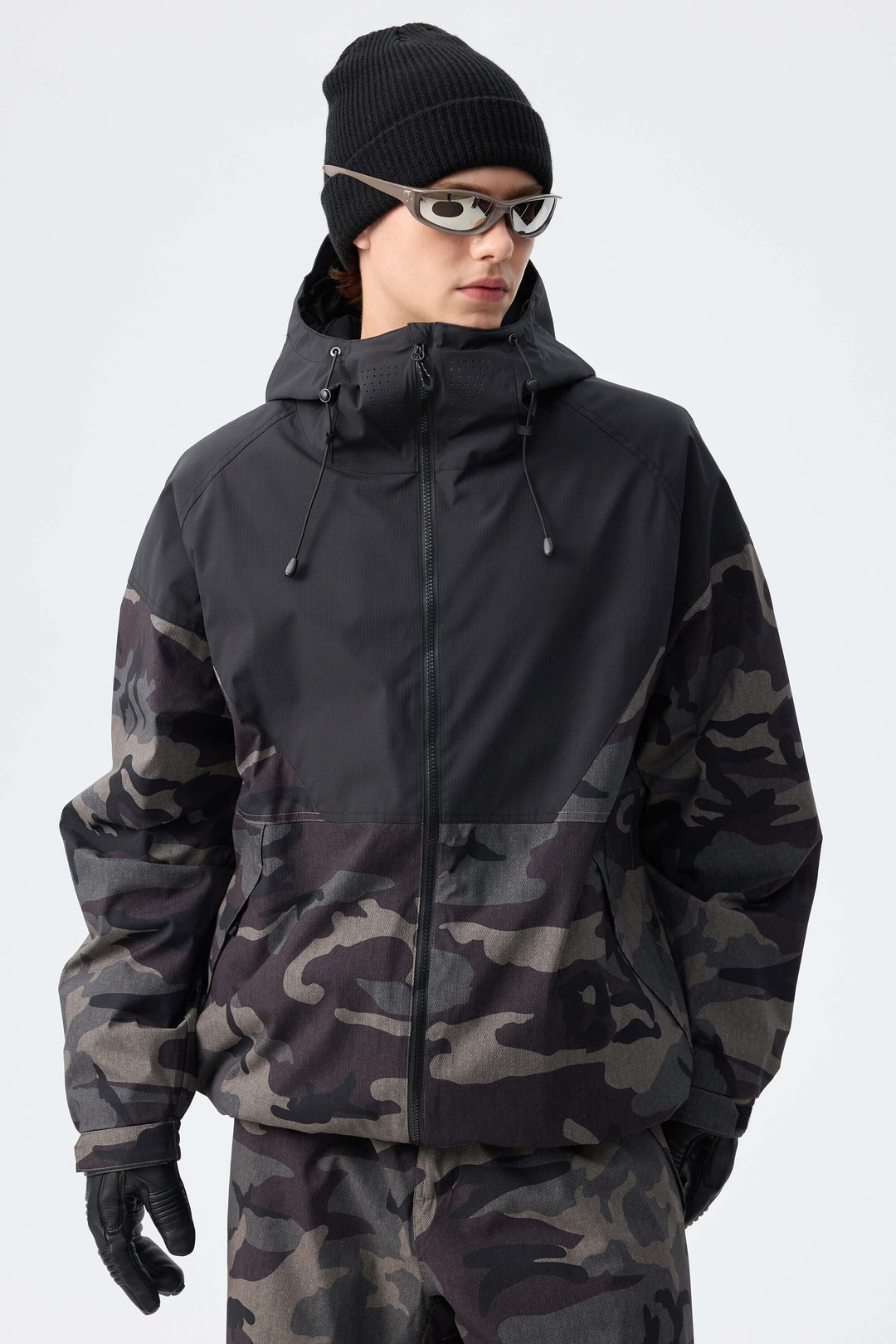 Men’s Black & Shadow Camo Recycled Contrast Panel Insulated Snow Jacket