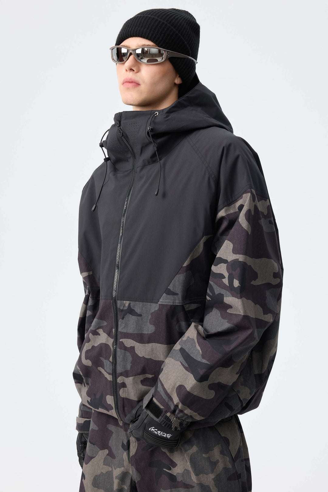 Men’s Black & Shadow Camo Recycled Contrast Panel Insulated Snow Jacket