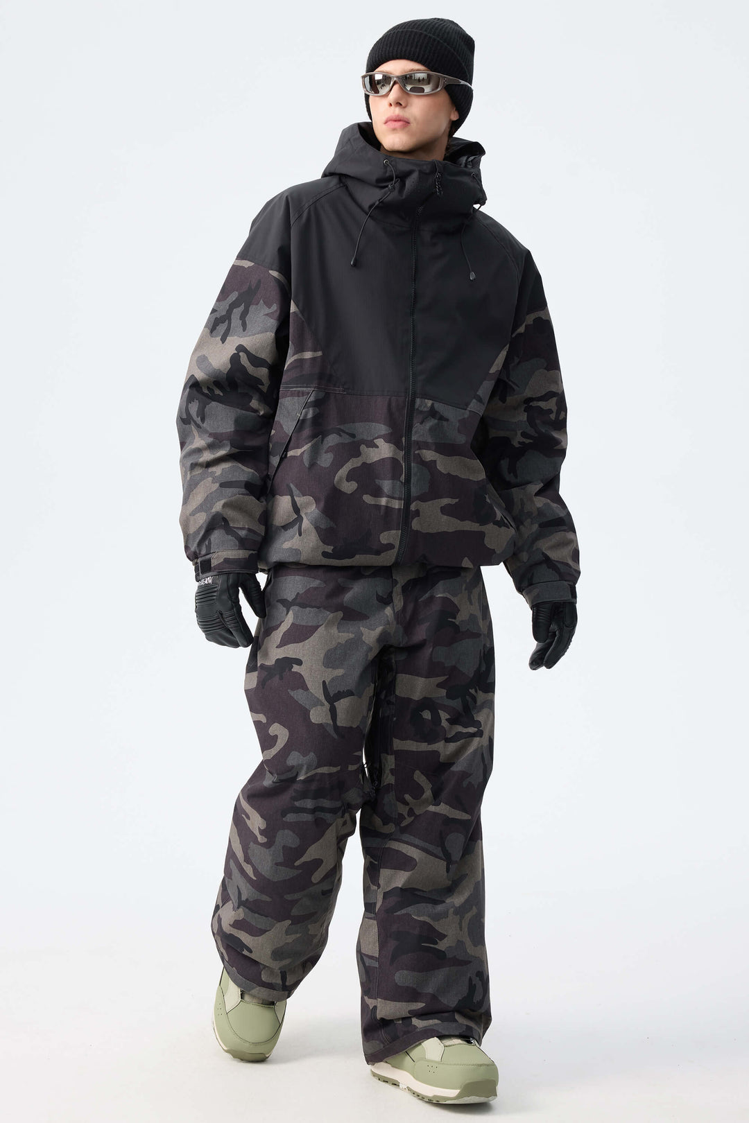 Men’s Black & Shadow Camo Recycled Contrast Panel Insulated Snow Jacket