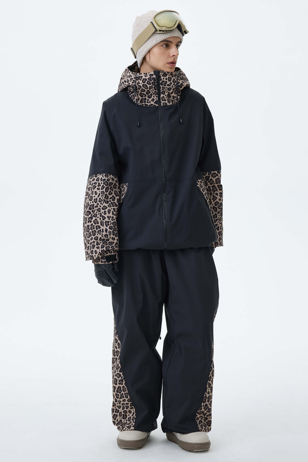 Women's Black & Leopard Contrast-Panel Insulated Snow Jacket