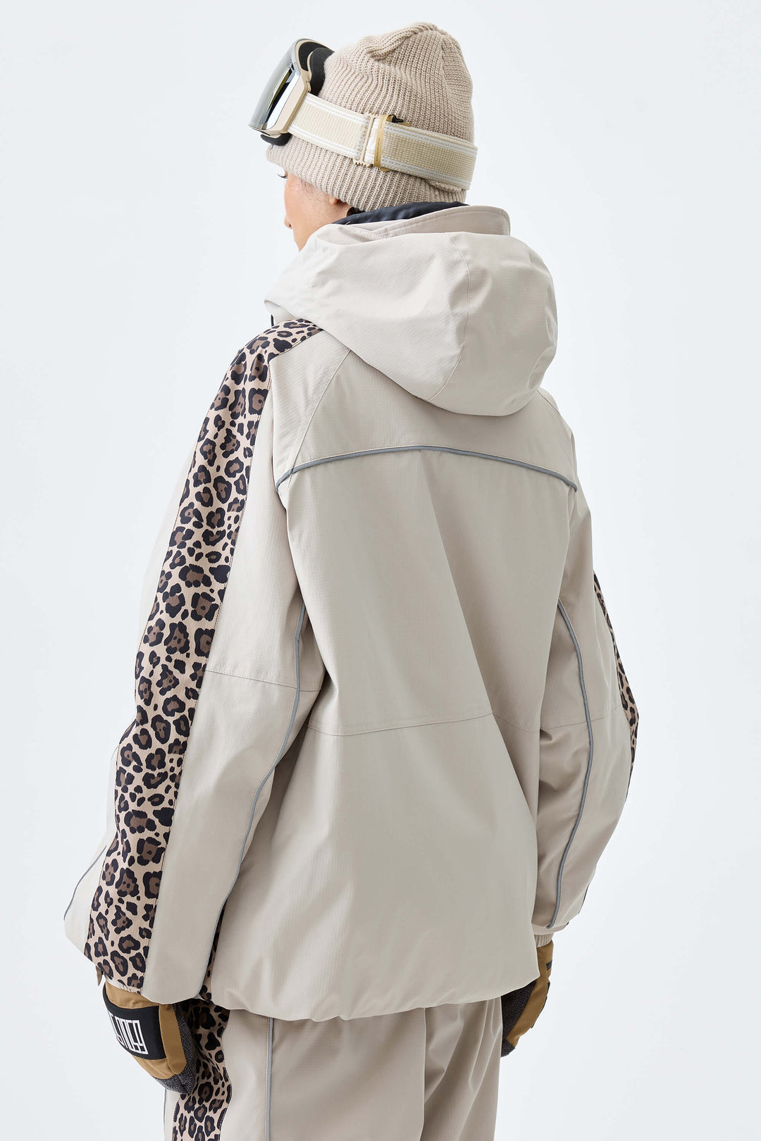 Women's Off White Side-Panel Reflective Insulated Snow Jacket