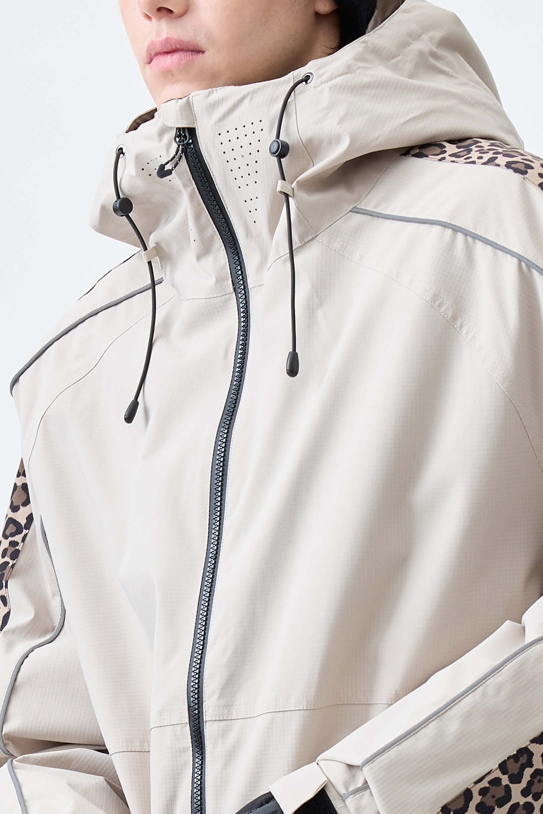 Men's Off White Side-Panel Reflective Insulated Snow Jacket