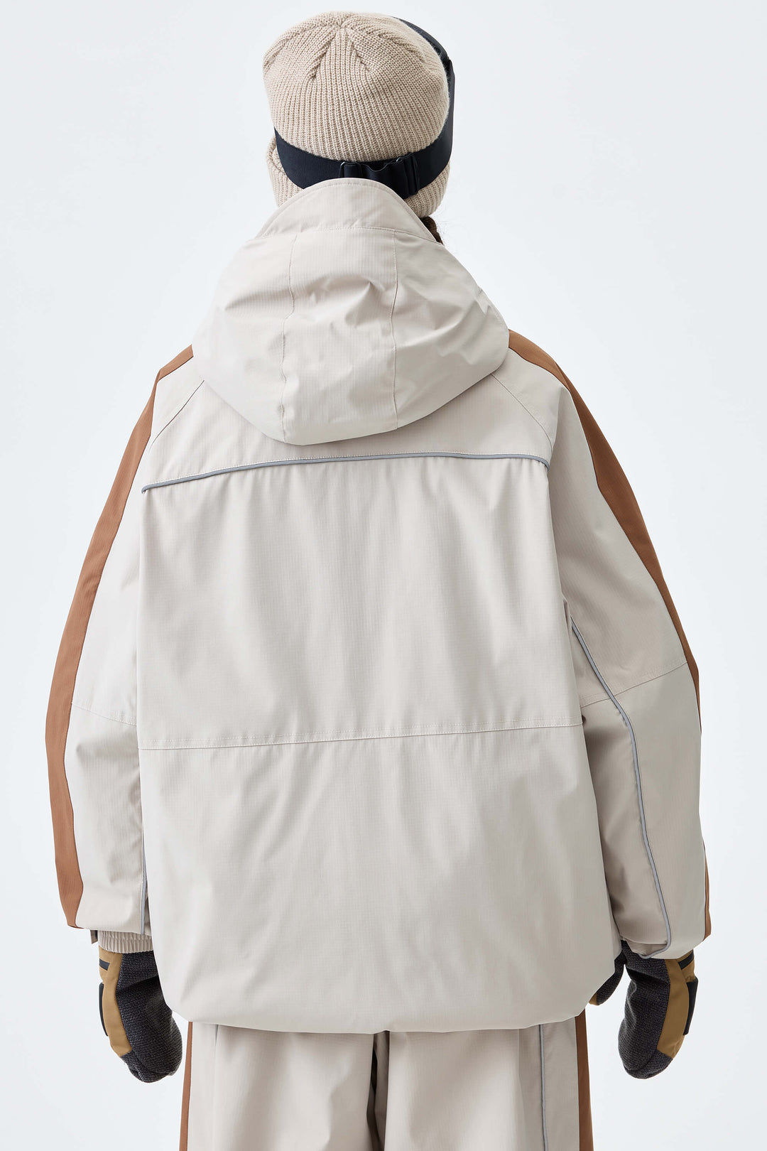 Women's Off White Reflective Contrast-Stripe Insulated Snow Jacket