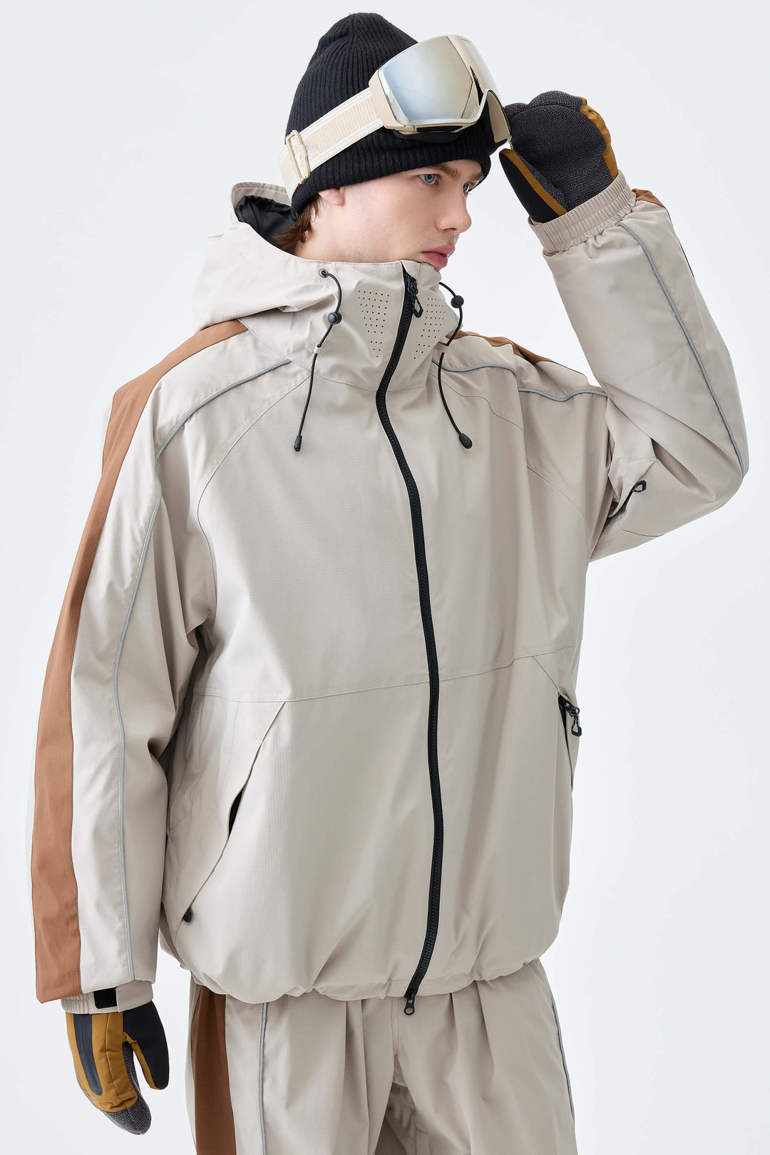 Men's Off White Reflective Contrast-Stripe Insulated Snow Jacket