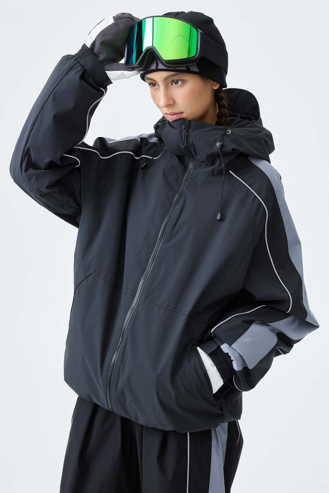 Women's Black Reflective Contrast-Stripe Insulated Snow Jacket
