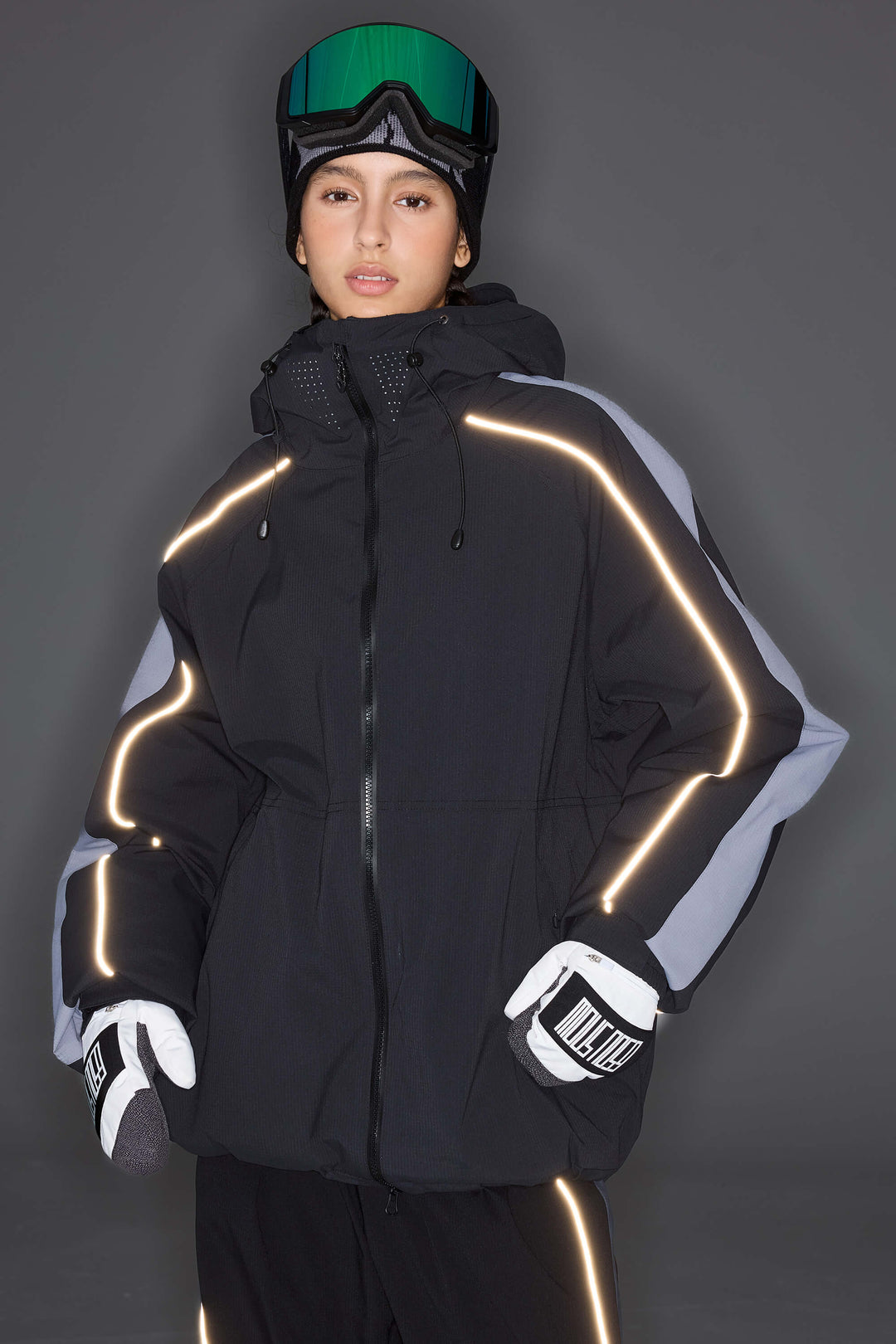 Men's Off White Reflective Contrast-Stripe Insulated Snow Jacket