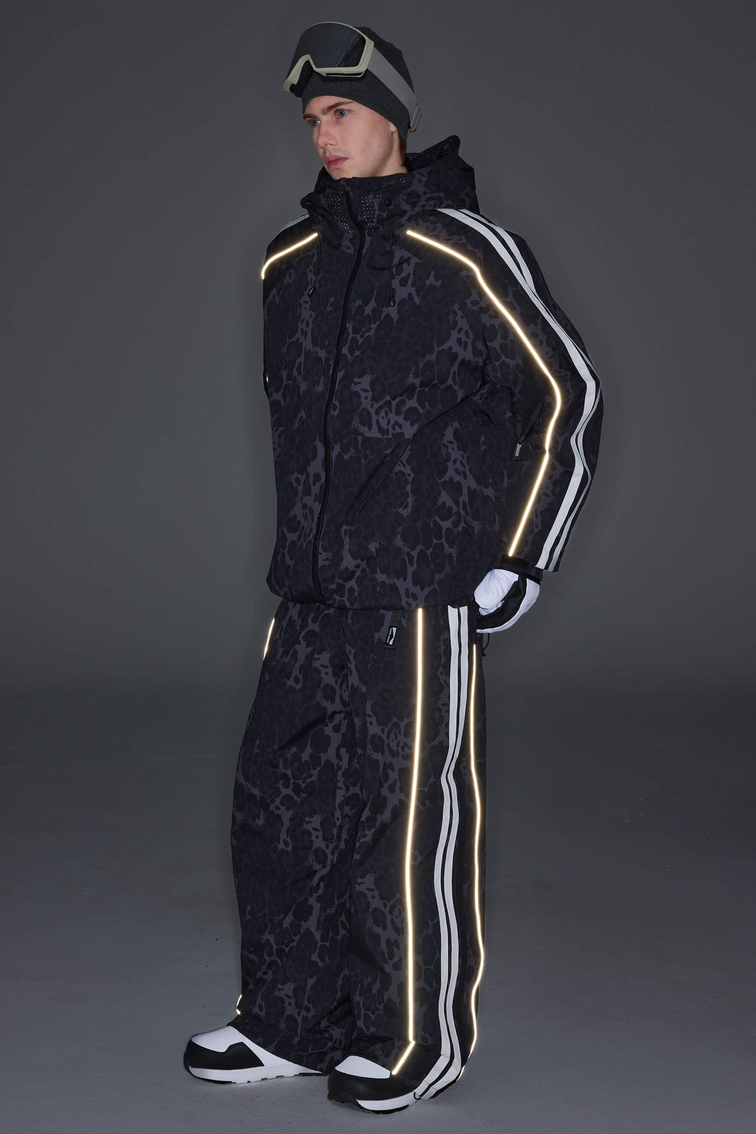 Men's Gray Leopard Retro Track Stripe Reflective Snow Jacket