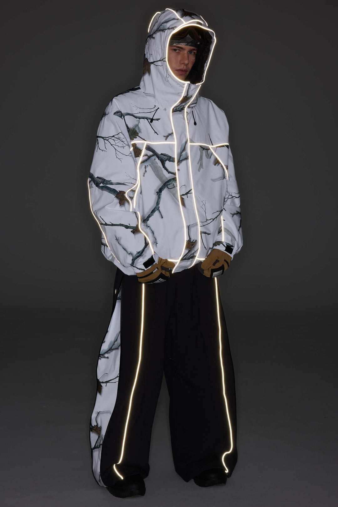 Men's Winter Branch Camo Reflective Piping Insulated Snow Jacket