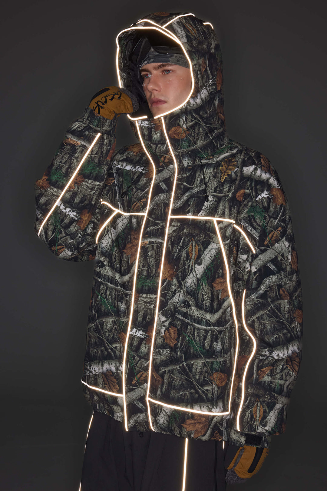 Men's Black Reflective Piping Insulated Snow Jacket