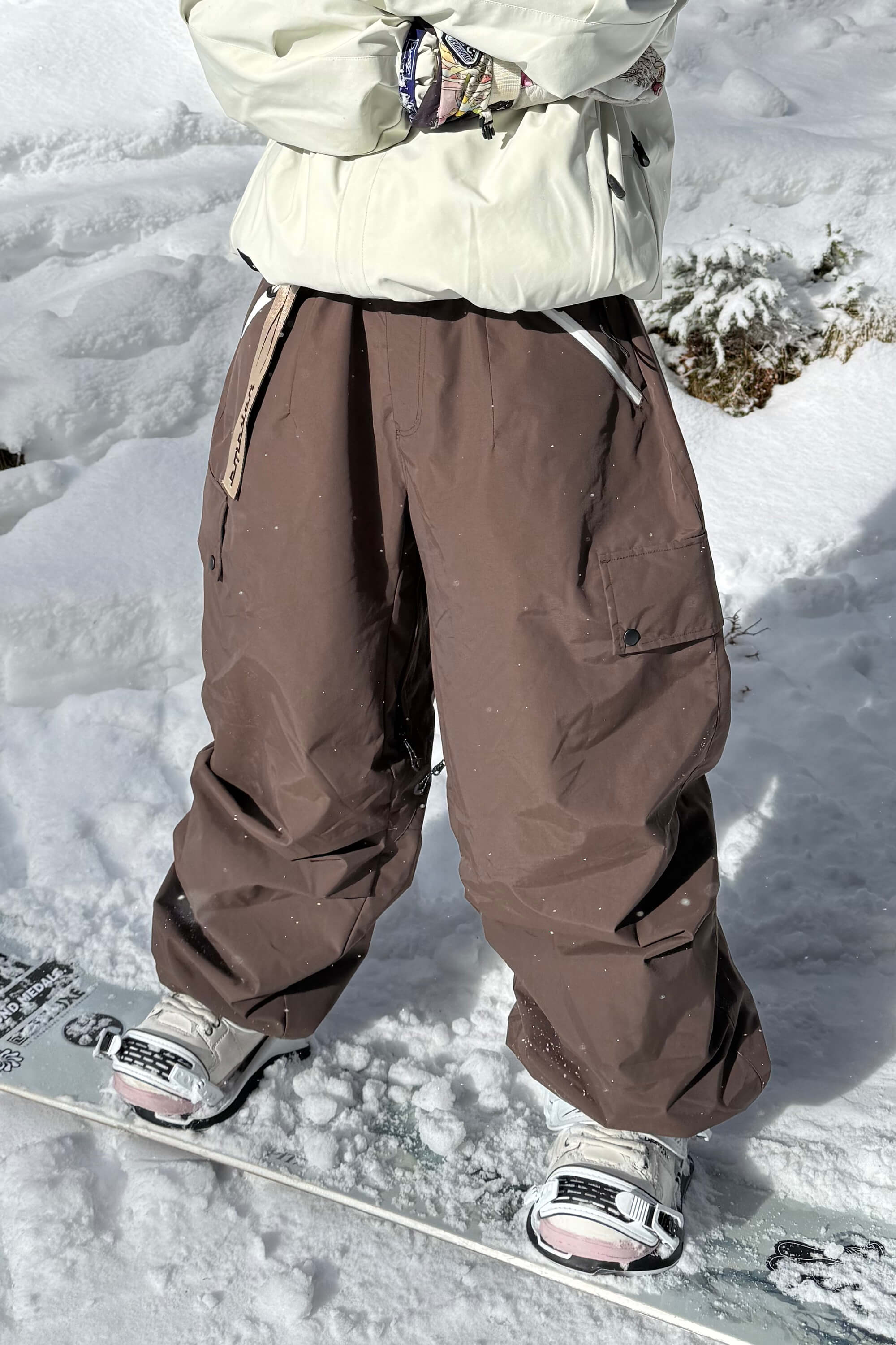 GSOU レディース コーヒー バギー 耐摩耗性 防水 スノーパンツ Women's Snow Pants & Bibs | Baggy, Waterproof & Stylish | GSouSnow