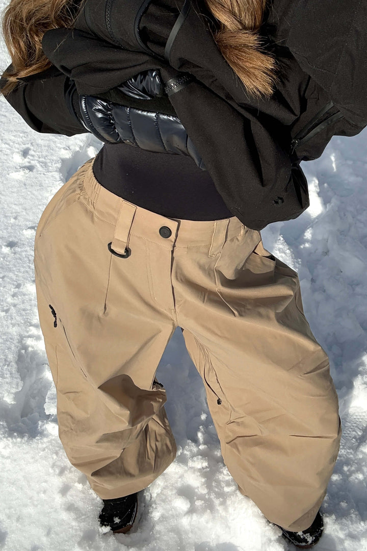Eisblaue, leichte, atmungsaktive und weite Schneehose für Damen