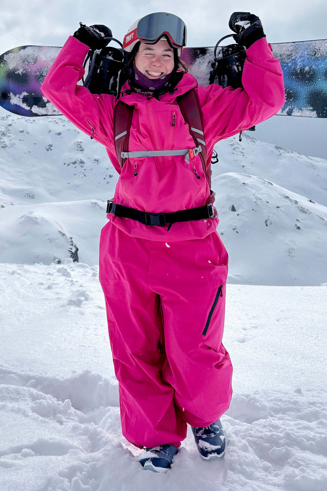 Damen-Schneehose von Rose, leicht, atmungsaktiv und locker geschnitten