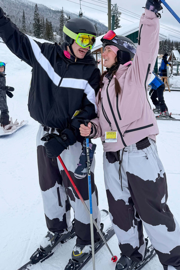 Dámské pytlovité sněhové kalhoty s potiskem krav a stahovací šňůrkou