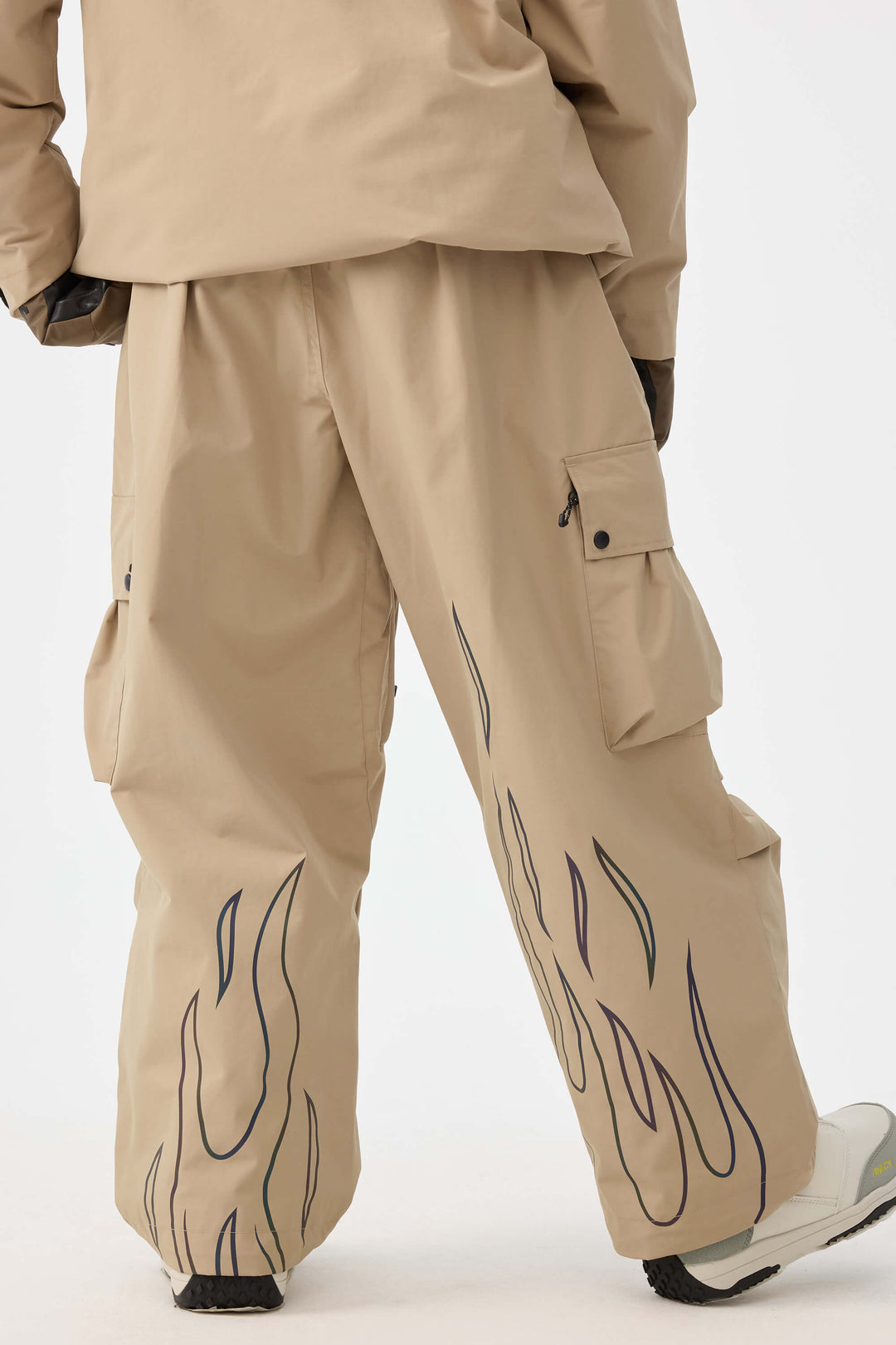 Damskie spodnie narciarskie Baggy Utility w kolorze khaki, odblaskowe i z efektem płomienia