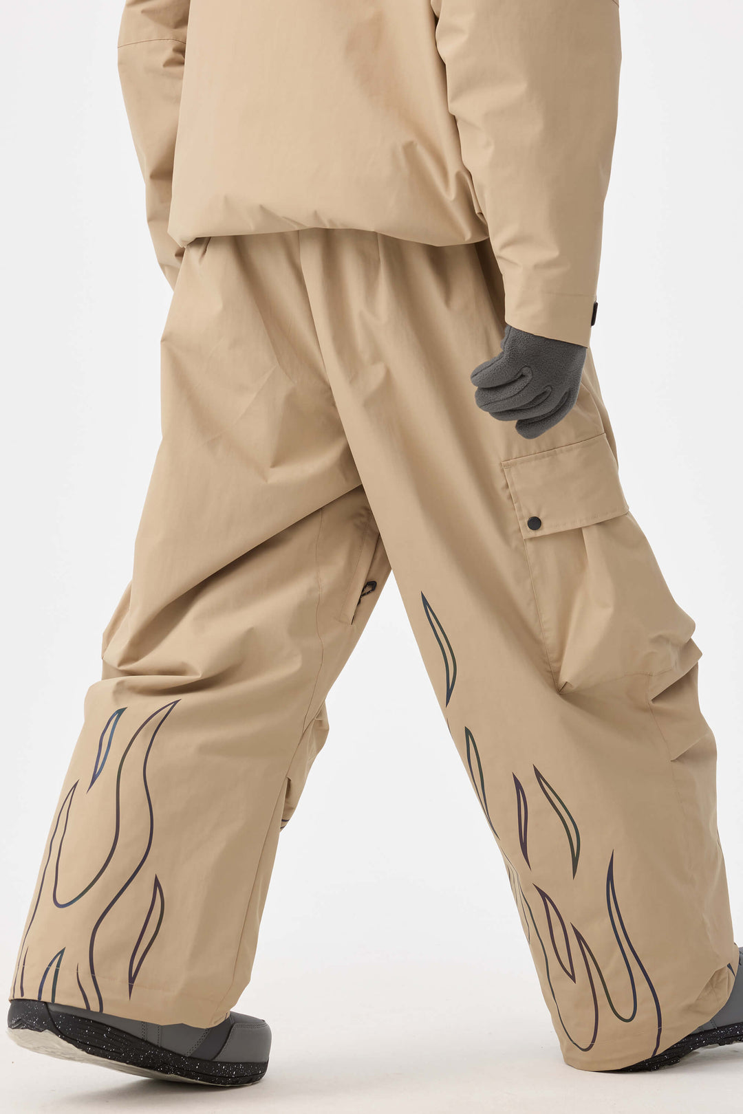 Pantalones de nieve utilitarios holgados color caqui reflectantes con llamas para hombre