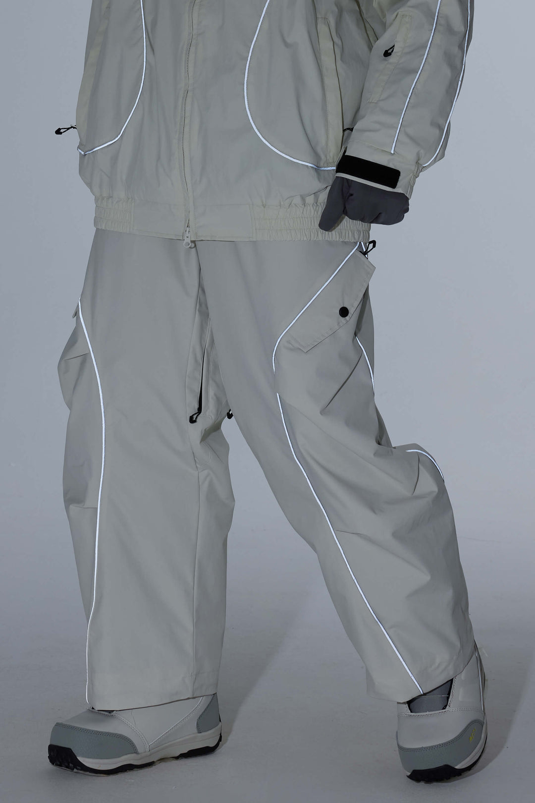 Women's Coffee Retro Track Reflective Piping Baggy Snow Pants