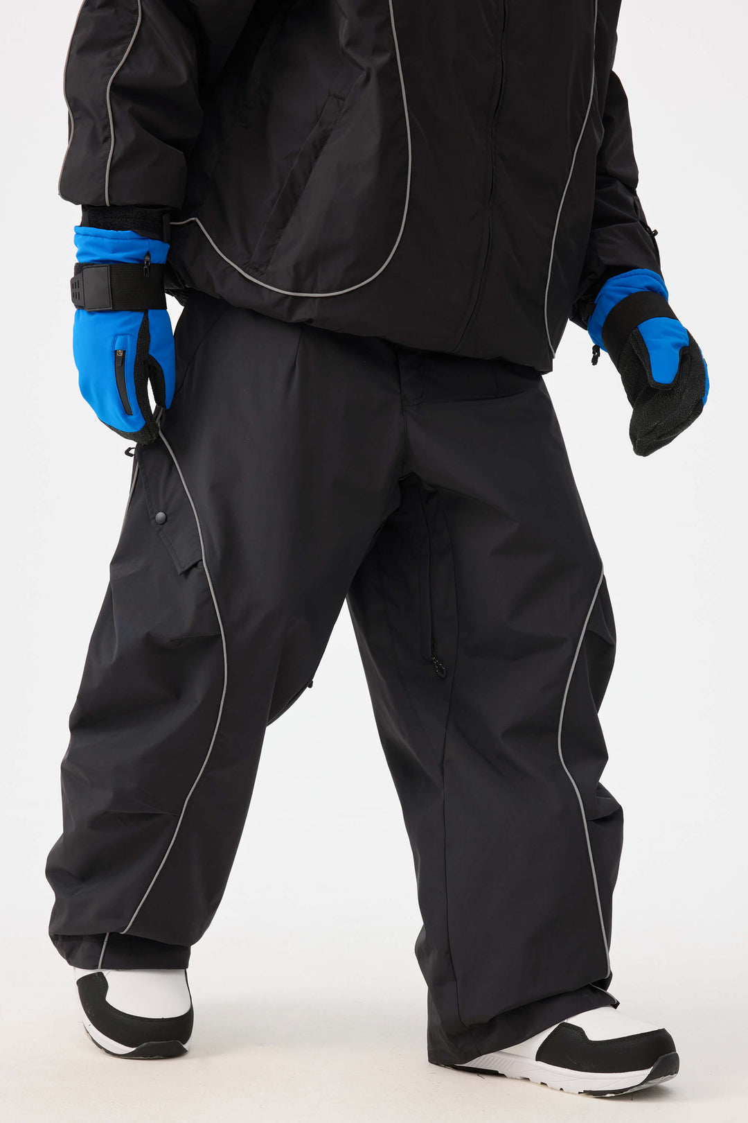 Schwarze Herren-Skihose im Retro-Stil mit reflektierenden Paspeln und Baggy-Schneeschuhmodell 
