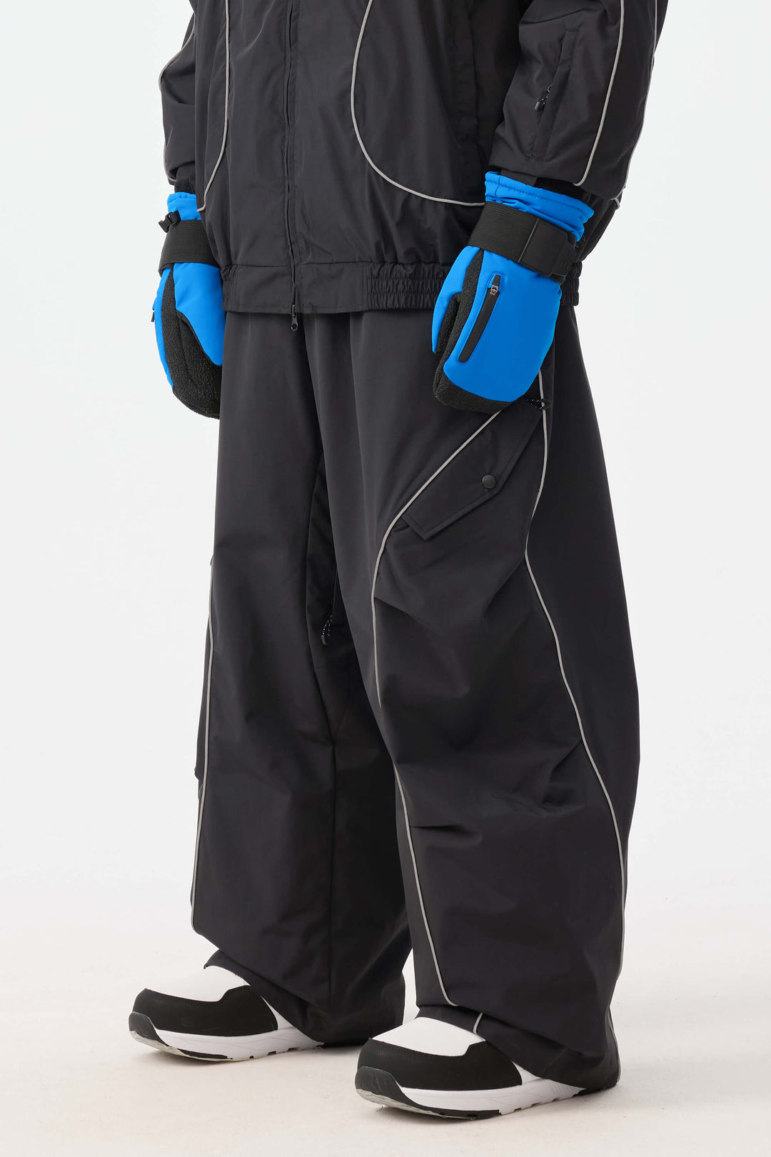 Schwarze Herren-Skihose im Retro-Stil mit reflektierenden Paspeln und Baggy-Schneeschuhmodell 