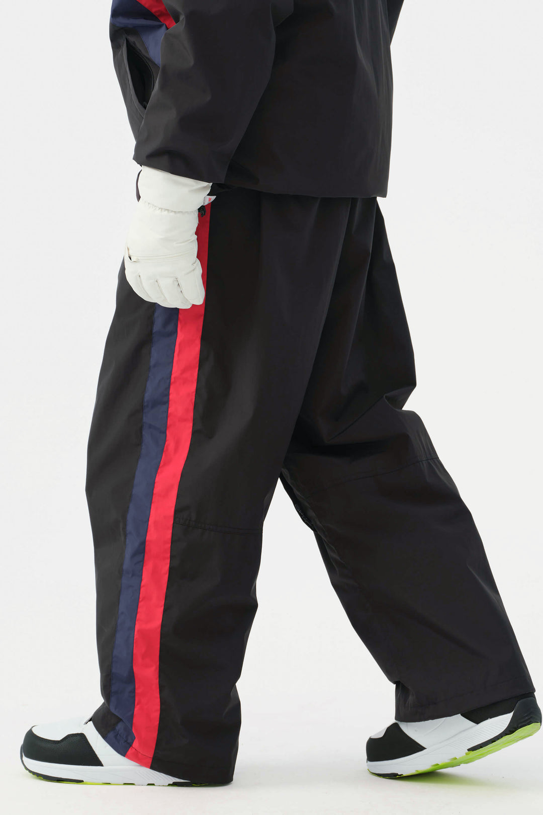 Heren zwarte en rode 90s retro track colorblock baggy sneeuwbroek