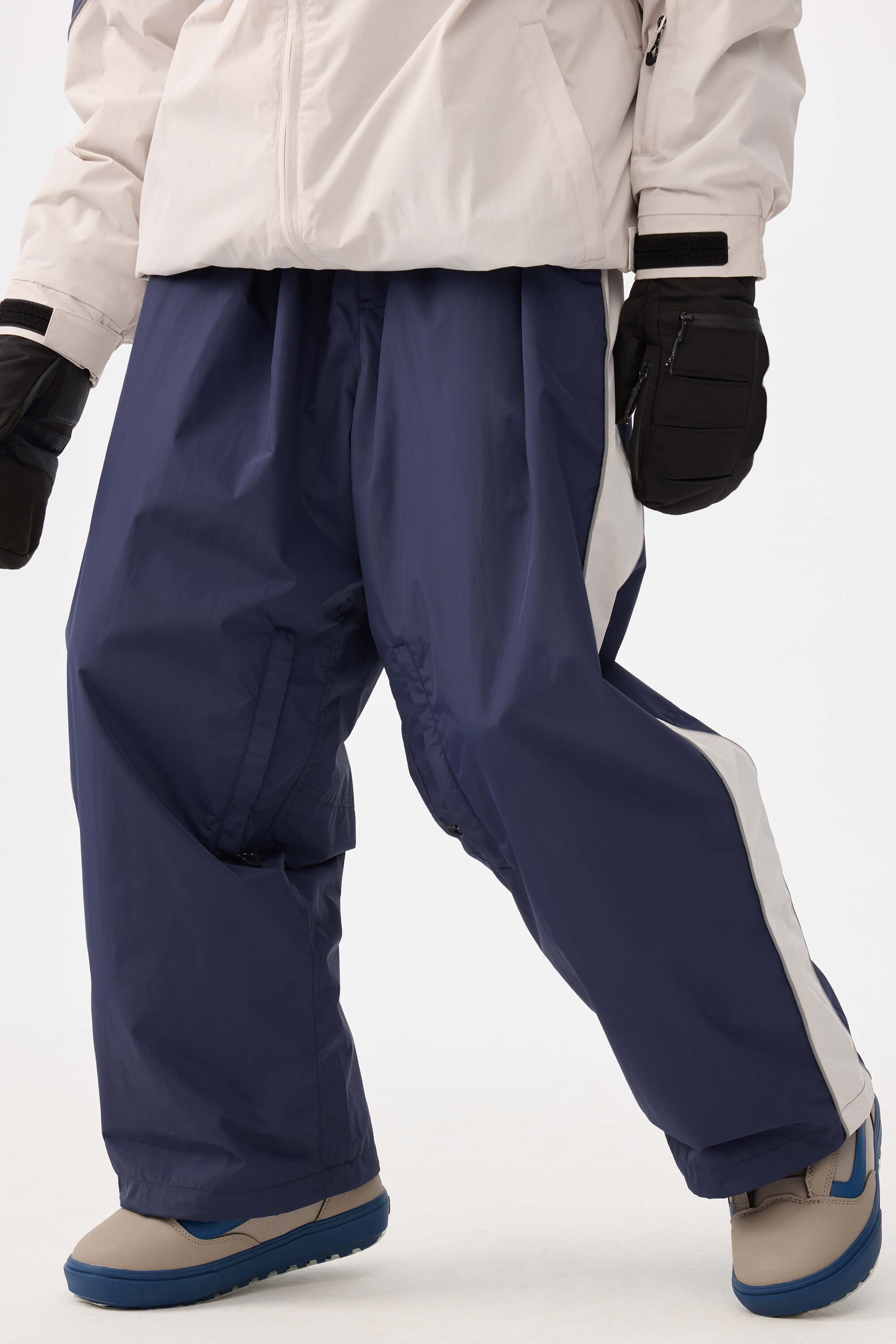 For Influencers: Women's Snow Pants & Bibs – GSou Snow