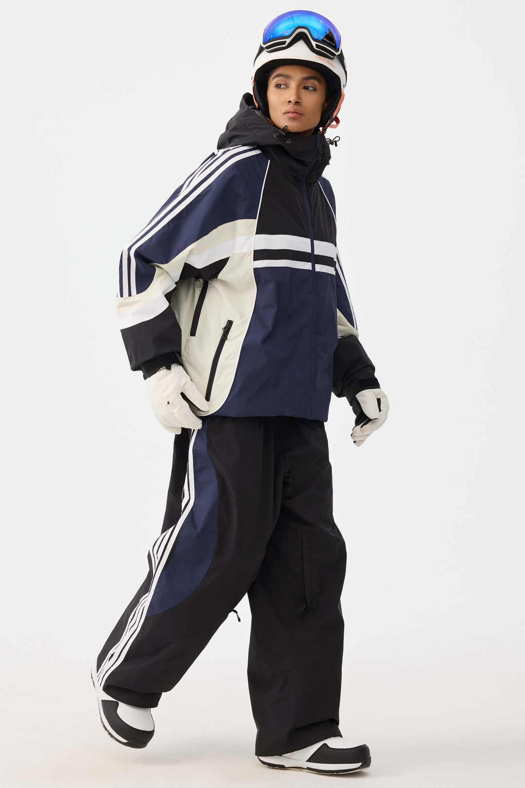 Damen-Schneehose im Retro-Sport-Stil mit Seitenstreifen in Olivgrün 