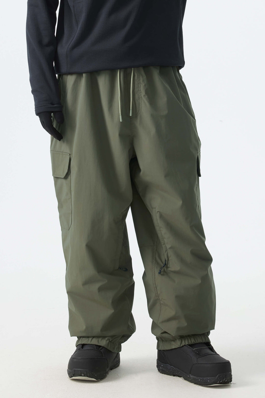Men's Khaki Sleek Sport Utility Hidden Cargo Pockets Baggy Snow Pants