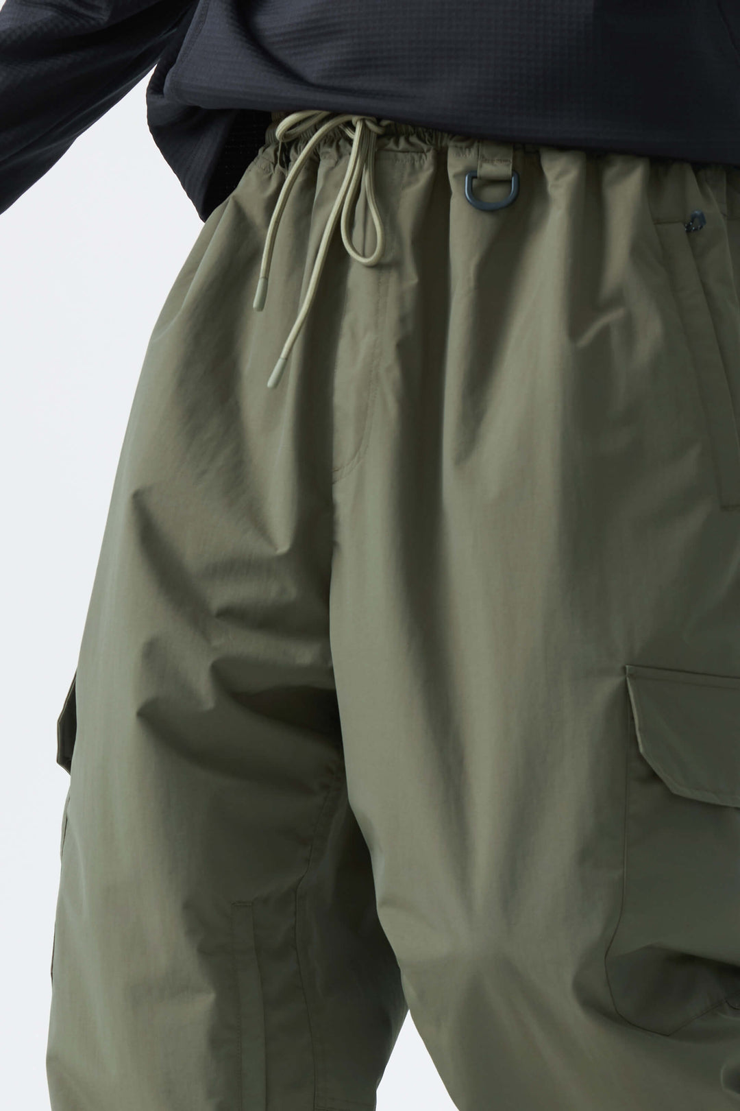 Men's Olive Green Sleek Sport Utility Hidden Cargo Pockets Baggy Snow Pants