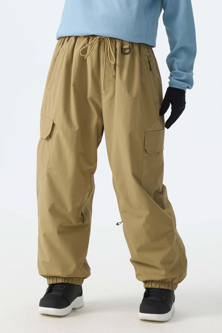 Calça de neve feminina cáqui, elegante, esportiva, utilitária, com bolsos cargo ocultos e modelagem folgada.