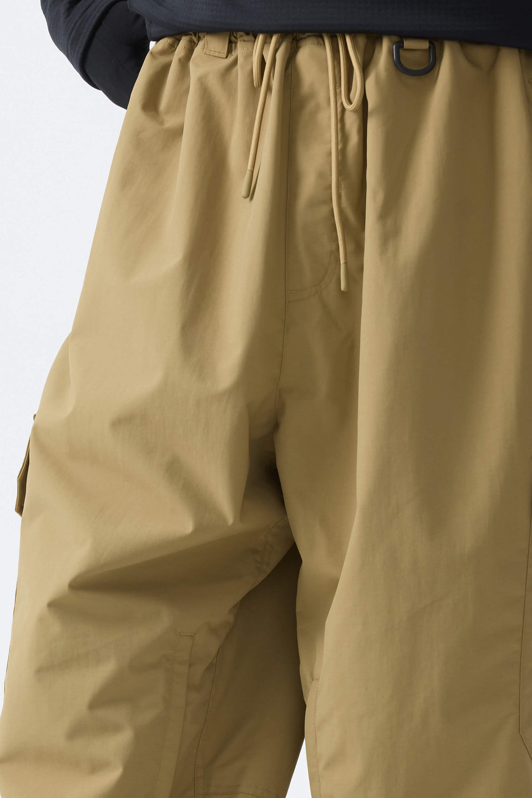 Men's Khaki Sleek Sport Utility Hidden Cargo Pockets Baggy Snow Pants